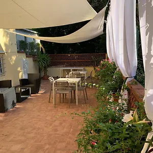 La Terrazza Di Via Elisa Bed and breakfast