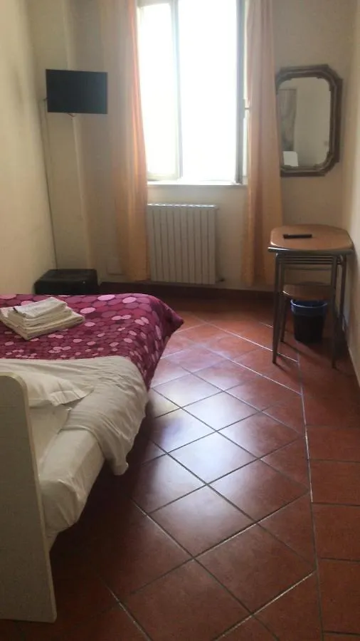 Al Cardinale Rooms & Studios Lucques 0*,