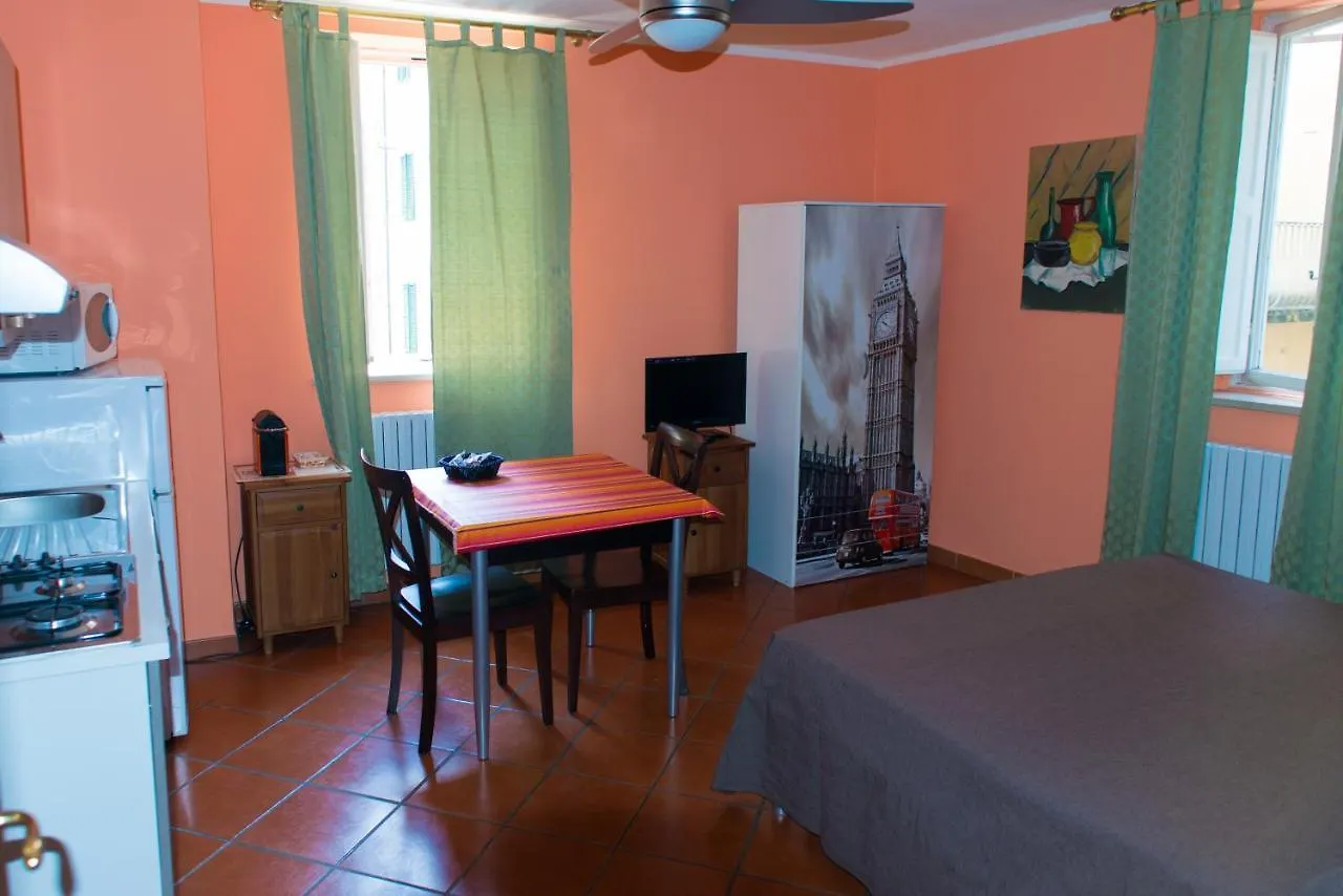 Al Cardinale Rooms & Studios Lucques Couette-café